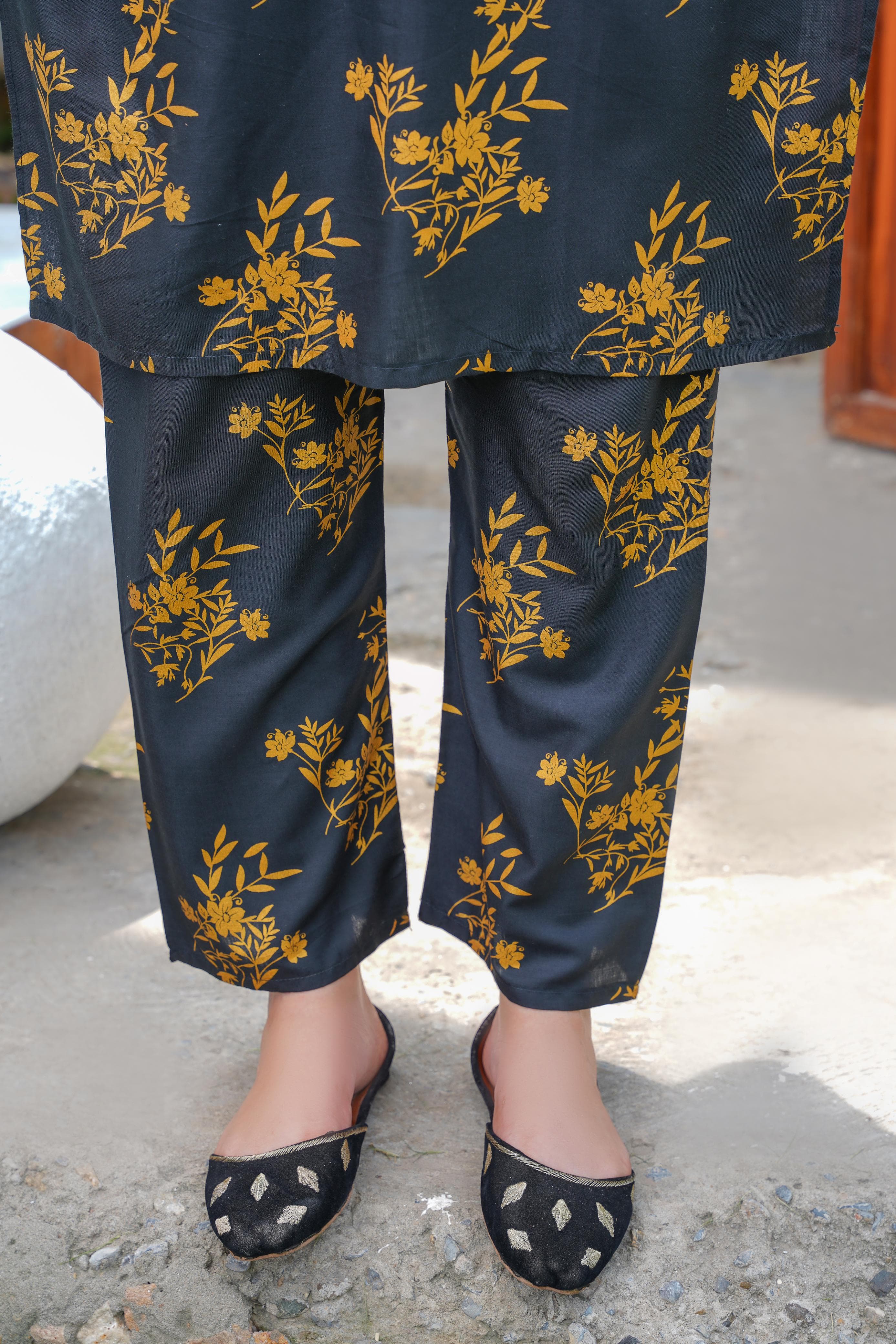 Camelia Design 2Pcs