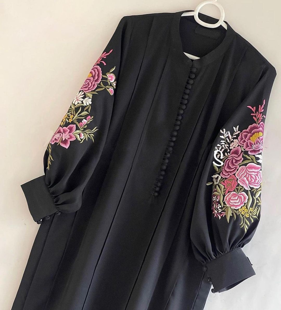 Hoor Embroidered On Arm 2Pcs